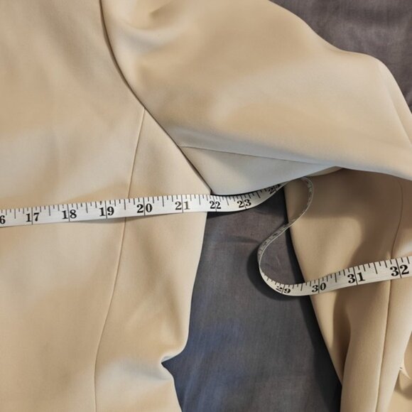 Tahari Arthur S. Levine Dress Suit Blazer jacket Stone Size 12 - Picture 6 of 11